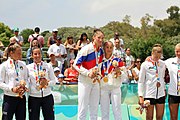 Deutsch: Beachvolleyball bei den Olympischen Jugendspielen 2018; Tag 11, 17. Oktober 2018; Mädchen, Medaillenzeremonie - Gold: Russland (Maria Woronina & Maria Botscharow), Silber: Italien (Claudia Scampoli & Nicol Bertozzi), Bronze: Norwegen (Emilie Olimstad & Frida Berntsen) English: Beach volleyball at the 2018 Summer Youth Olympics at 17 October 2018 – Girls Victory ceremony - Gold: Russia (Maria Voronina & Maria Bocharov), Silber: Italy (Claudia Scampoli & Nicol Bertozzi), Bronze: Norway (Emilie Olimstad & Frida Berntsen)