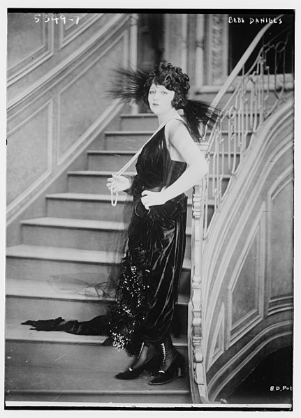 File:Bebe Daniels LCCN2014719644.jpg