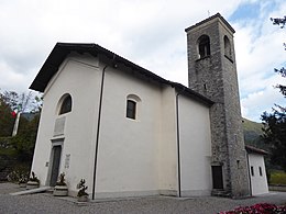 Bezzecca, kerk van Santi Stefano e Lorenzo sul Colle 02.jpg