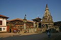 Bhaktapur-Palastplatz 20-Bhupatindramallasaeule-Talejuglocke-Vatsala-2007-gje.jpg