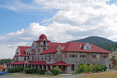 Boulder_Hot_Springs_Hotel_(2013)_-_Jefferson_County,_Montana.png 3.84 MP