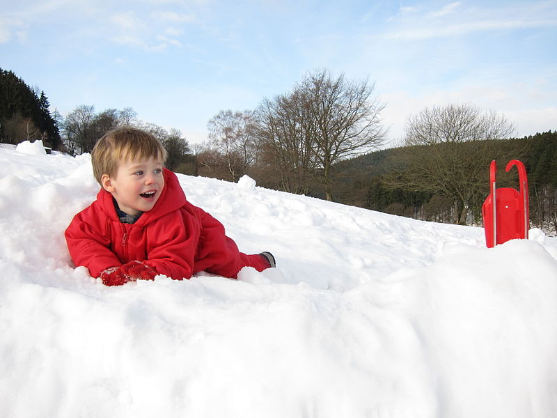 File:Boy in the snow (4338860856).jpg