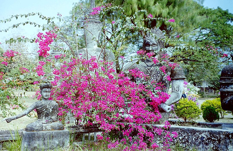 File:Buddha Park, Laos, February 2000 06.jpg