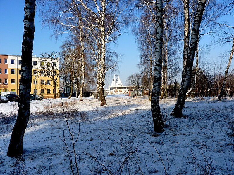 File:Bydgoszcz - widok kościoła Św Polskich Braci Męczenników. - panoramio (2).jpg