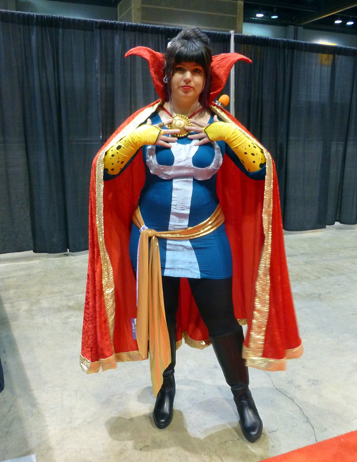 File:C2E2 2015 - Doctor Strange (17118829460).jpg - Wikimedia Commons