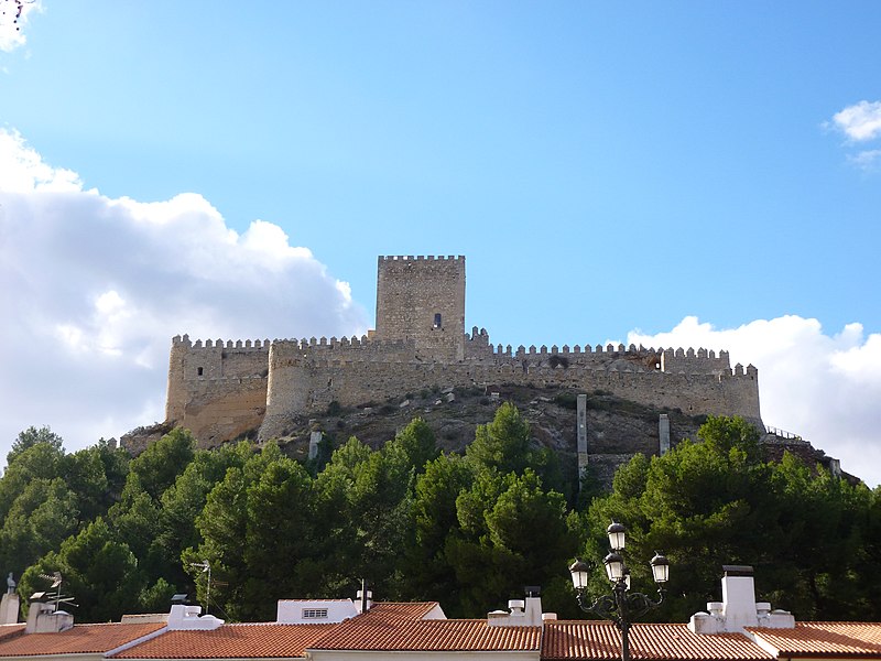 File:Castillo de Almansa 27.JPG