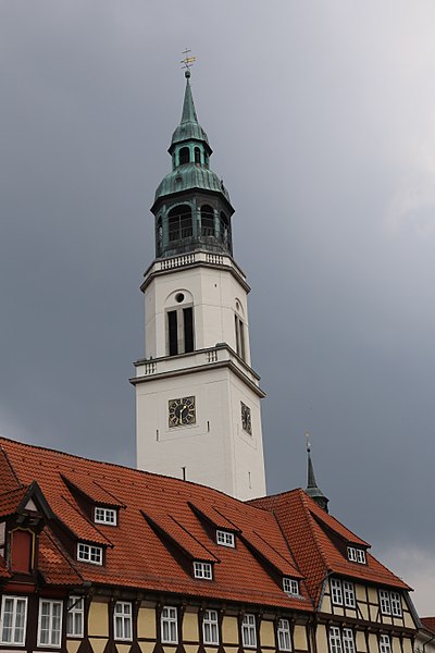 File:Celle Kirchturm 0025.jpg