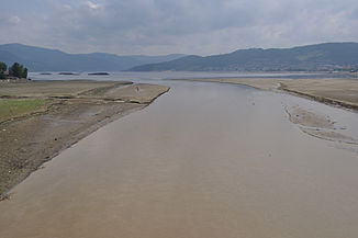 Mündung des Flusses Cerna in die Donau bei Orșova