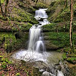 Châteauvieux-les-Fossés, cascadă în amonte de Raffenot.jpg