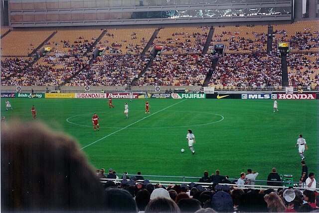 Dallas Burn (in white) playing against Chicago Fire at Soldier Field in July 1998