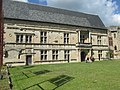 Château d'Assier façade arrière renaissance.jpg