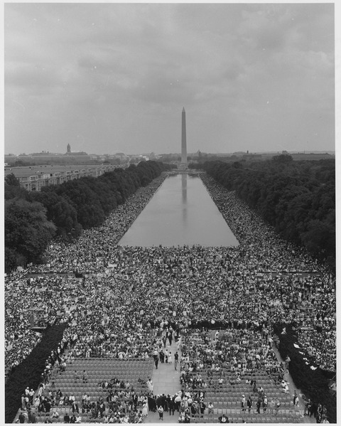 File:Civil Rights March on Washington, D.C. (Aerial view of the crowd assembling with a good view of the Reflecting Pool... - NARA - 542047.tif