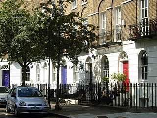 <span class="mw-page-title-main">Cloudesley Square</span> Square in Islington, London, England