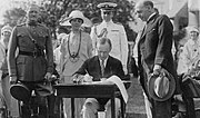 Thumbnail for File:Coolidge bill signing.jpg