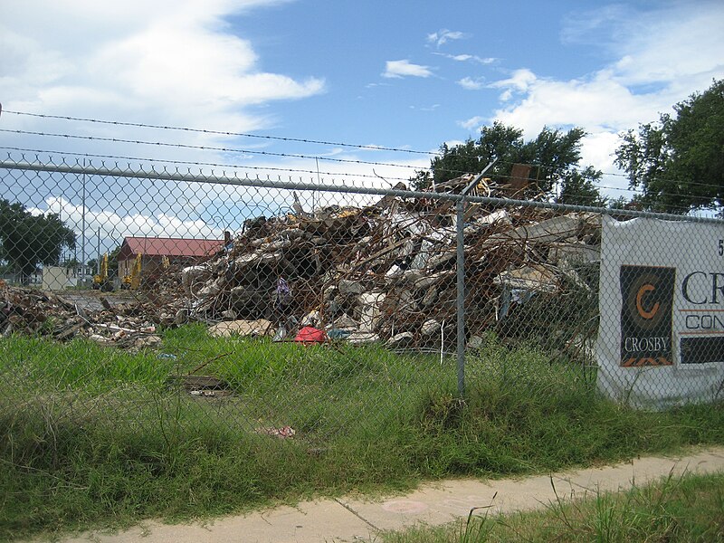 File:CooperProjectsJune08DemolitionPile3Cranes.jpg