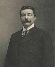 Henri van Dievoet (1869–1931), architect,[26] husband of Eugénie Masson[27] (1872–1943).