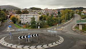 Cwmynyscoy Roundabout, Понтимоэль, Понтипул - geograph.org.uk - 1578870.jpg