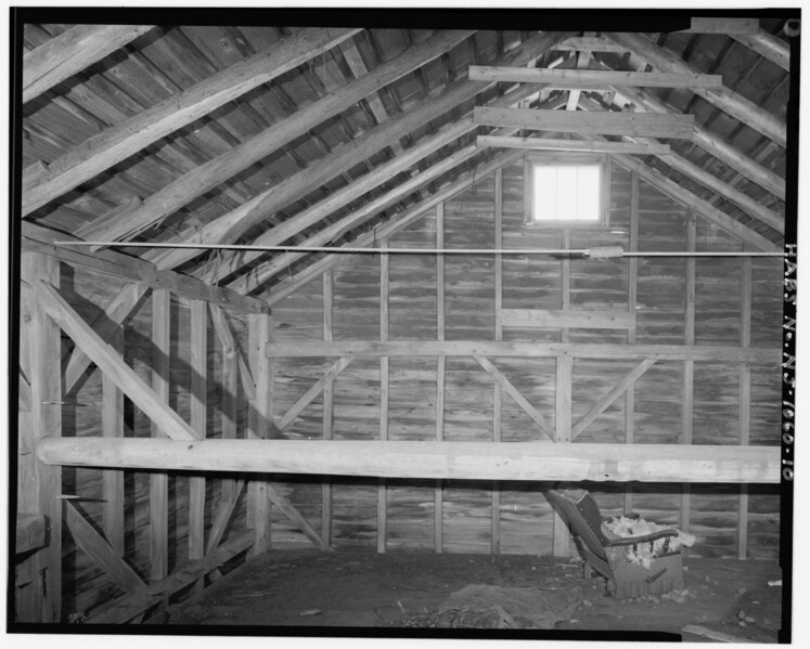 File:David Pettit Barn, 1566 Burrsville (Squankum) Road, Bricktown, Ocean County, NJ HABS NJ,15-BRIK.V,2-10.tif