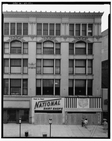 File:EAST ELEVATION, NORTHERN BAYS - Atherton Building, 466 River City Mall, Louisville, Jefferson County, KY HABS KY,56-LOUVI,28-2.tif