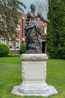This statue of Olivia Langdon Clemens was a gift of the Class of 2008 Elmira College Olivia Langdon Clemens statue.jpg
