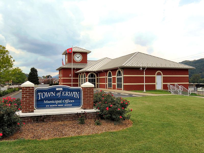 File:Erwin-town-hall-tn1.jpg