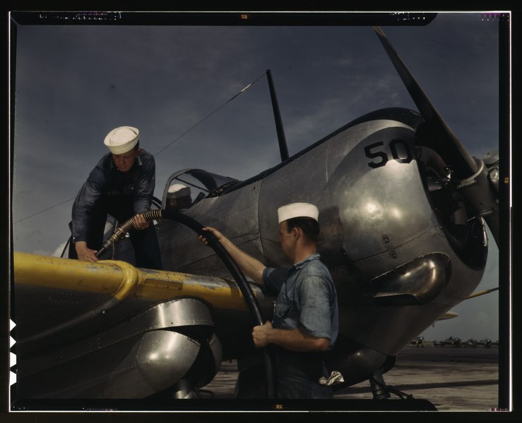 File:Feeding an SNC advanced training plane its essential supply of gasoline is done by sailor mechanics at the Naval Air Base, Corpus Christi, Texas LCCN2017878271.tif