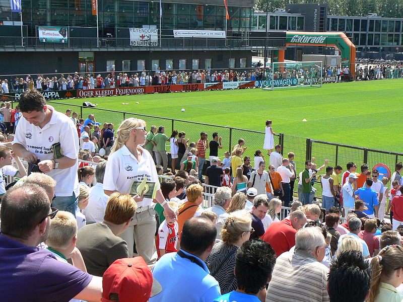 File:FirstTraining2006Feyenoord02.JPG