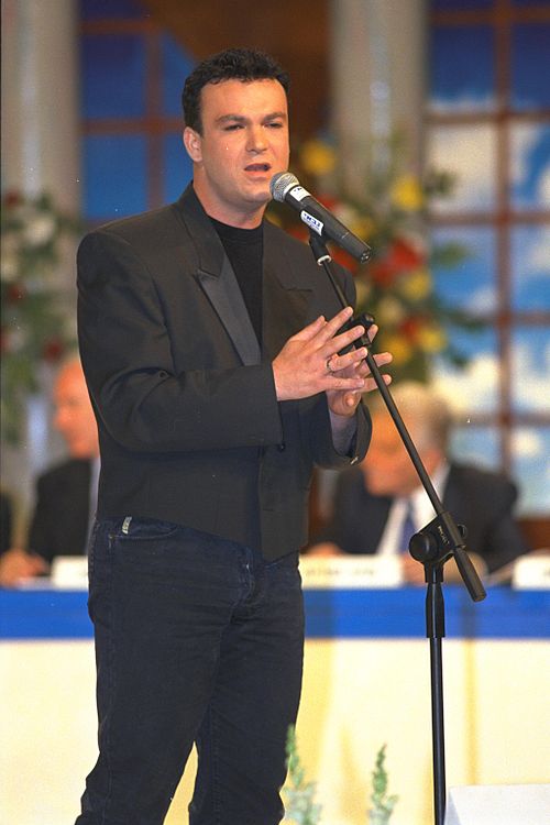 David D'or singing at Israel Prize ceremony