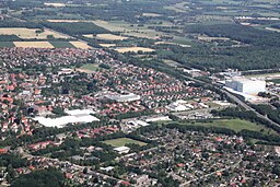 Luftaufnahme; Flug von Bad Zwischenahn nach Westerstede; Flughöhe 1500 ft; Juli 2010; Originalfoto bearbeitet: Tonwertkorrektur und Bild geschärft mit...