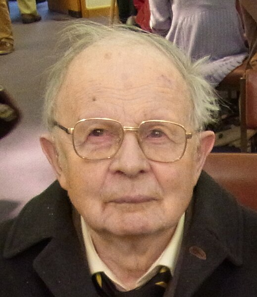 File:Fred Catherwood 2012 (cropped).JPG