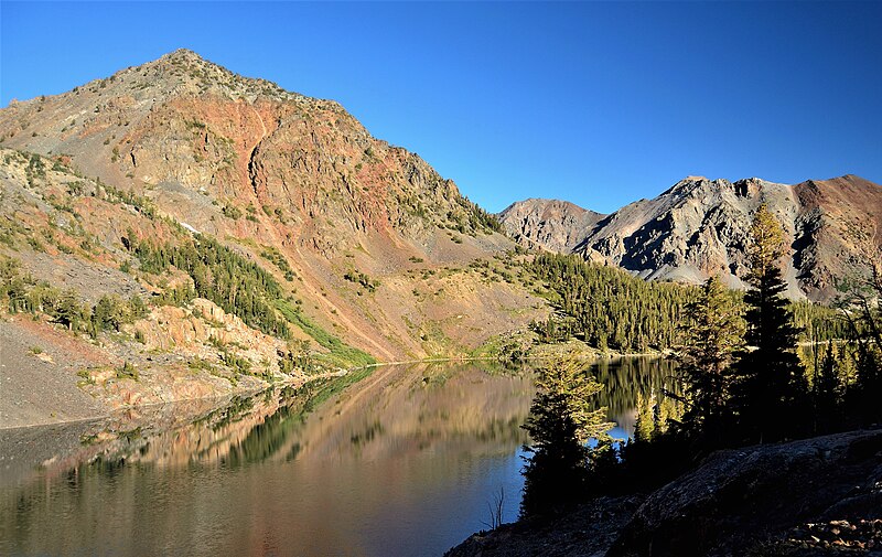 File:Gabbro Peak, East Lake.jpg