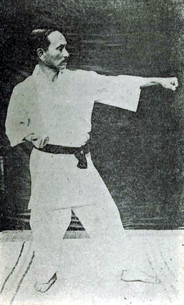 Gichin Funakoshi (1925) – History of Karate