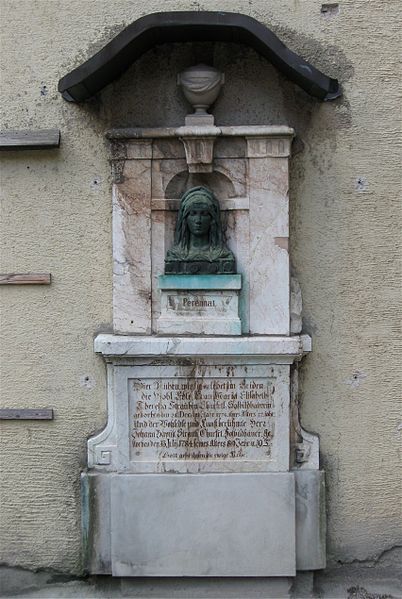 File:Grabmal Johann Baptist Straub Alter Suedfriedhof Muenchen-1.jpg