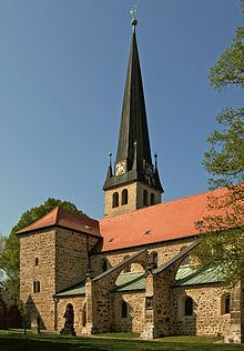 Gross Ammensleben Kirche 1.jpg