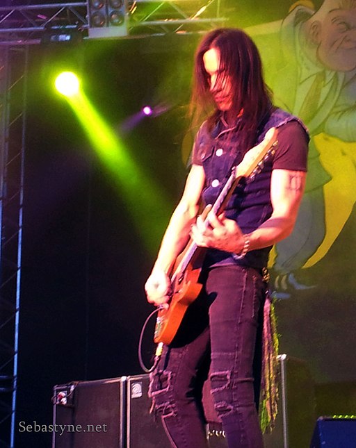 Guitarist Nuno Bettencourt at South Park Festival in Tampere, Finland, June 2015 photo 03