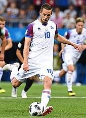 Gylfi playing for Iceland at the 2018 FIFA World Cup