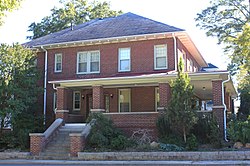 Harvey Jeremiah Peeler House (101 S. Ridge Ave.) Seitenansicht.jpg