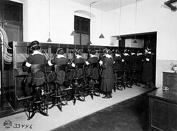 Hello Girls operating switchboards at general headquarters in Chaumont, France (November 5, 1918) HelloGirls.jpg