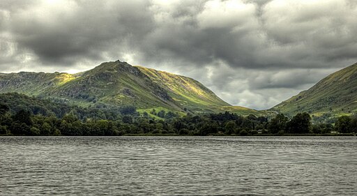 Helm Crag from Grasmere shore - geograph.org.uk - 2234276