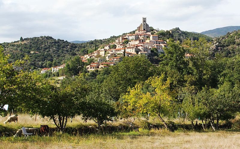 File:Hilltop village of Eus.jpg