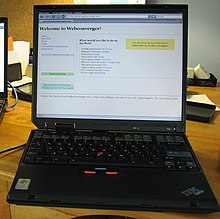 IBM ThinkPad T30 (1).jpg