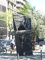 Català: A Narcís Monturiol, Ictineu. Av. Diagonal, 341 (Barcelona). Escultor: Josep Maria Subirachs, signada. Material: bronze sobre formigó armat, encofrat i pintat. 1963. This is a photo of public art indexed in the cataloge Art Públic of Barcelona (Spain) under the code number 2033-1 (prefixed with territorial id: 08019/2033-1) Object location 41° 23′ 55.07″ N, 2° 10′ 00.62″ E  View all coordinates using: OpenStreetMap