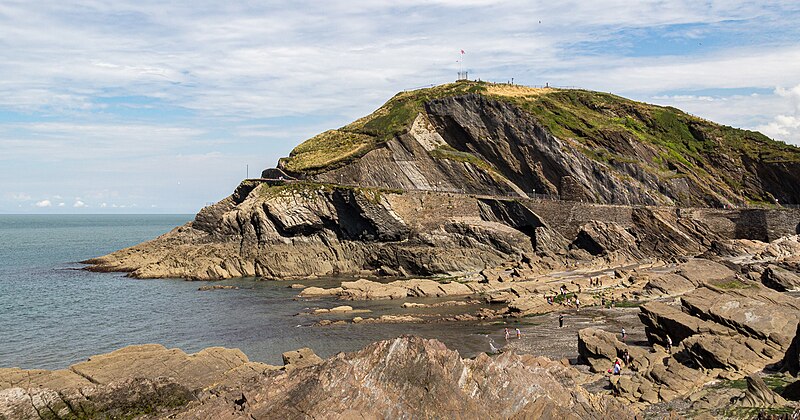 File:Ilfracombe (Devon, UK), Promenade -- 2013 -- 1747.jpg