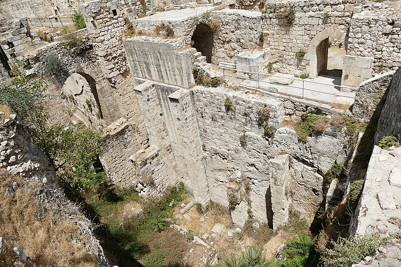 File:Jerusalem-Church-of-St-Anne-DZCA-1133.jpg