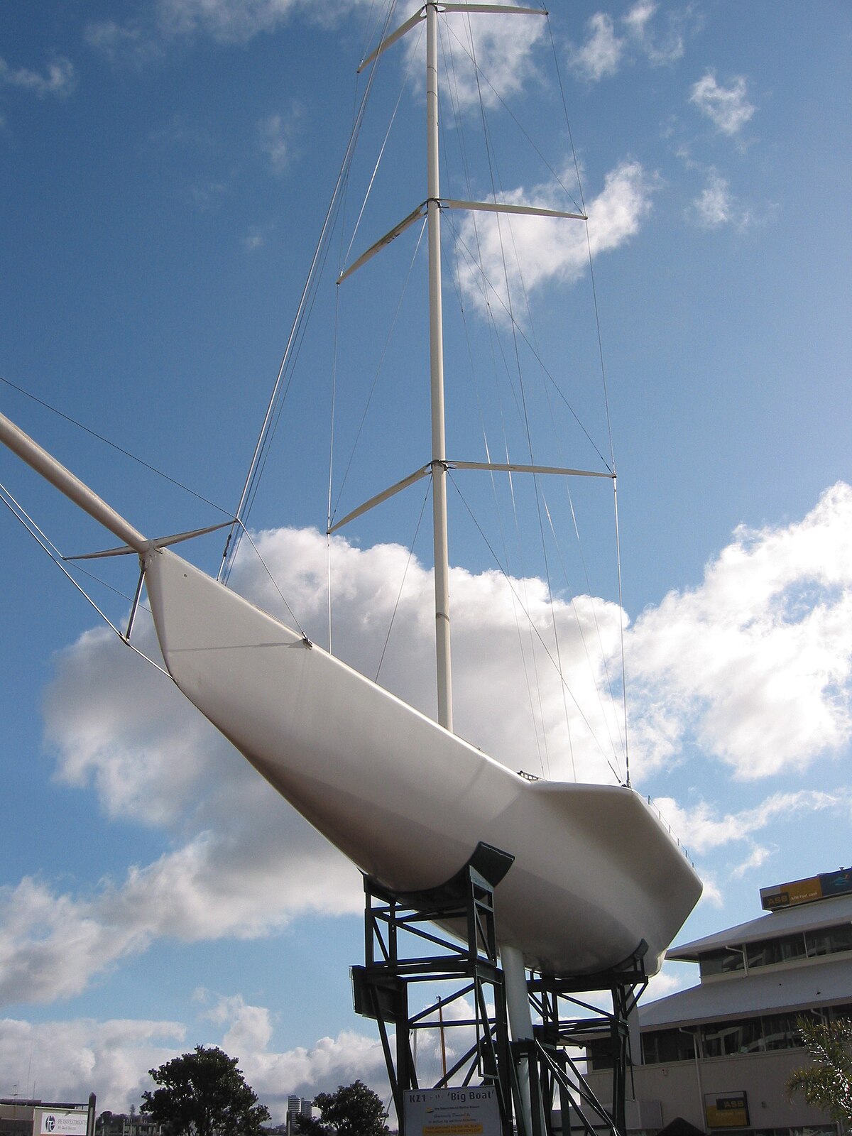 America's Cup Yachts, Sailing Auckland