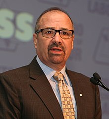 Ken Georgetti - 2013 Ontario Emek Federasyonu kongresi (kırpılmış) .jpg