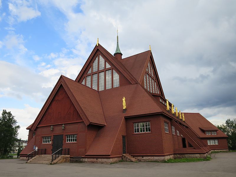 File:Kiruna kyrka - 2014-07-15.JPG