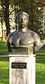 Кочо Рацин, поет і революційний діяч (На світлині: Меморіал Кочо Рацину в Самоборі, Хорватія).