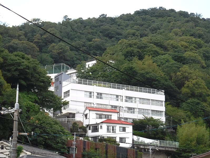 File:Kobe-Daiichi-HighSchool-2017082602.jpg