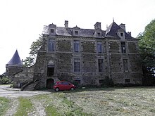 File:Le_Lou-du-Lac_(35)_Château.JPG